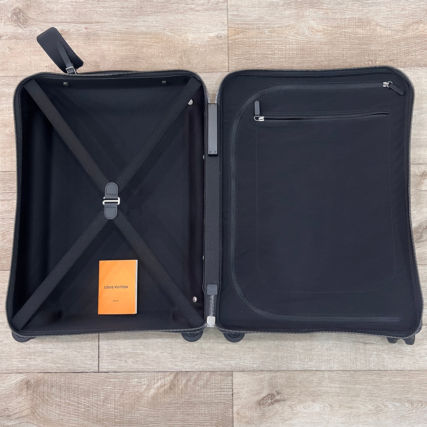 LOUIS VUITTON Horizon Grey Monogram Eclipse 55cm Suitcase