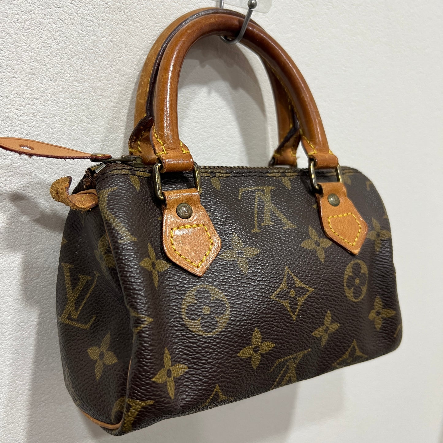 LOUIS VUITTON Nano Speedy