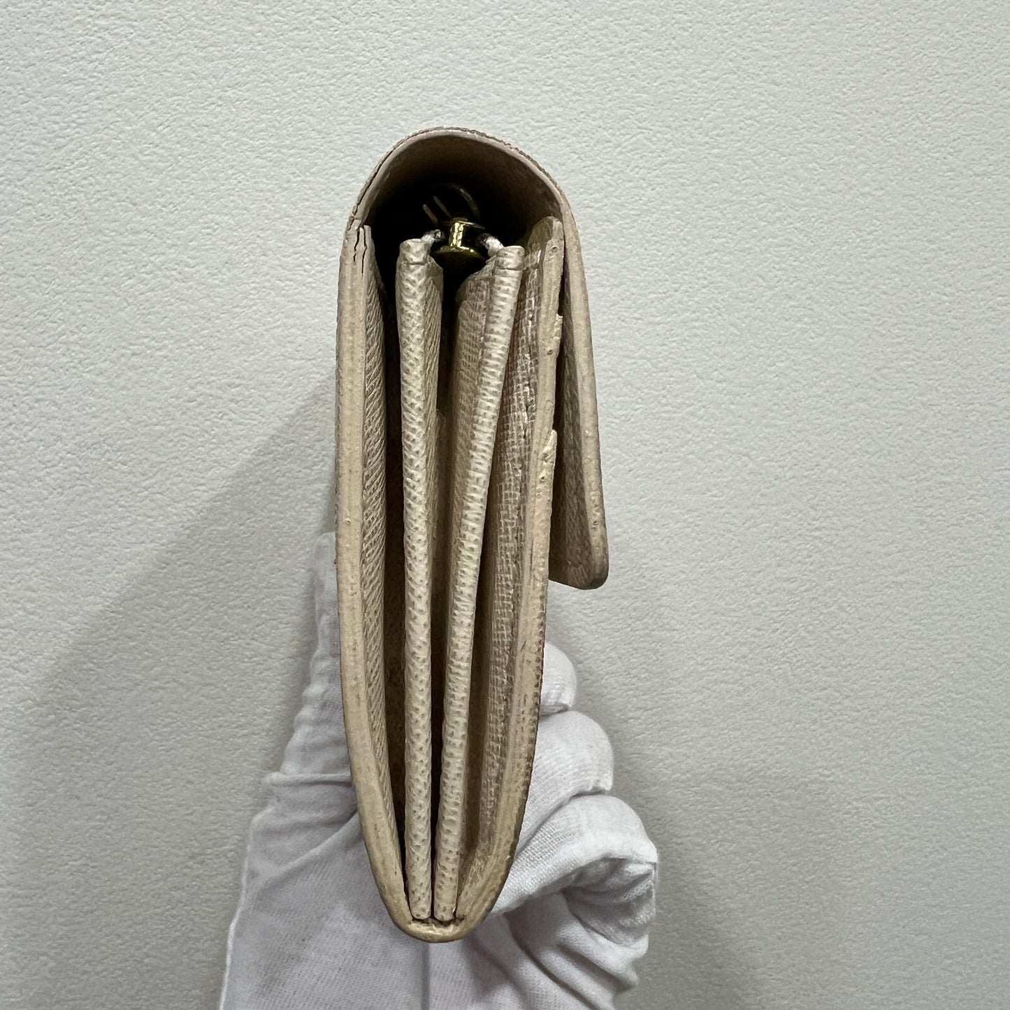 LOUIS VUITTON Damier Wallet