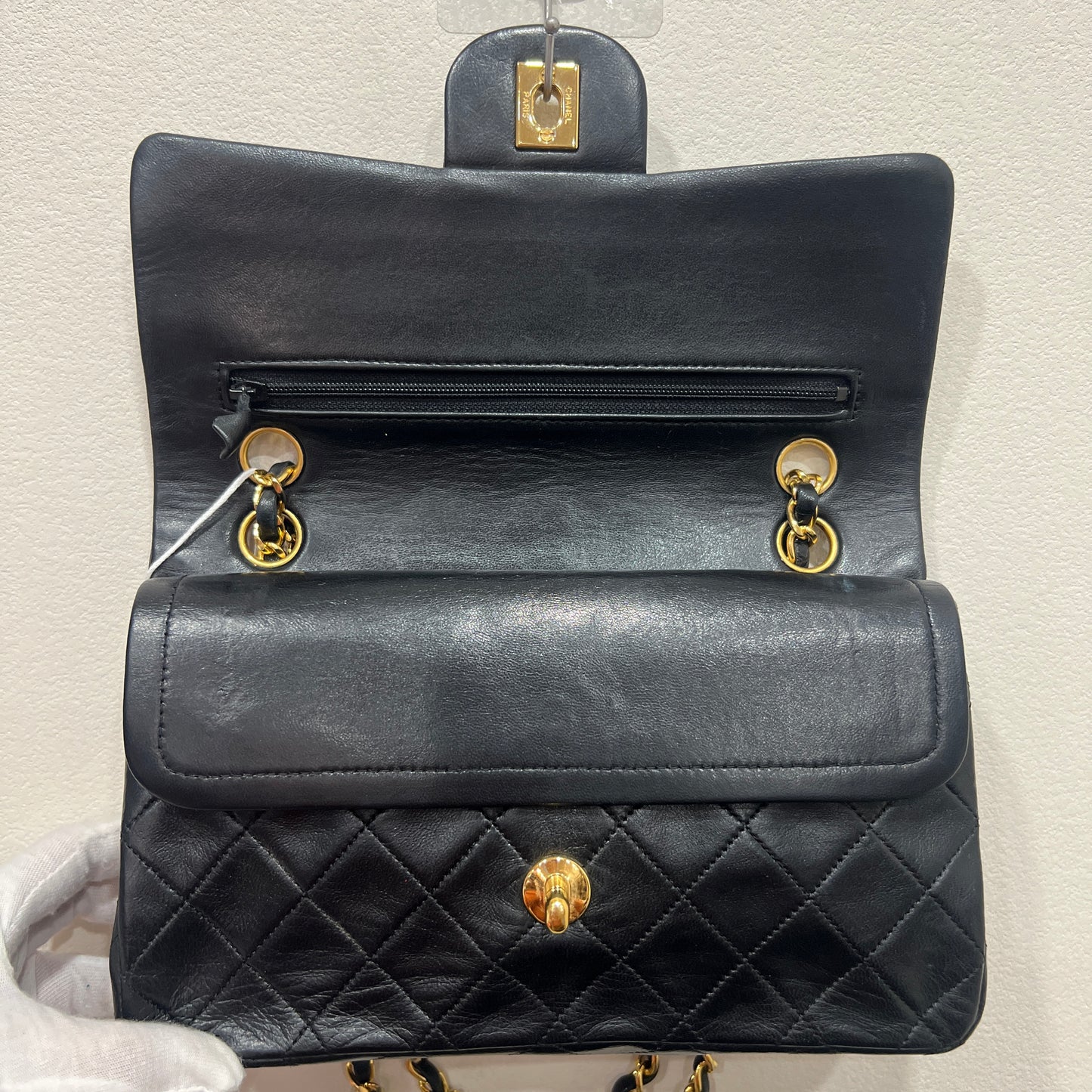 CHANEL CLASSIC DOUBLE FLAP 23cm