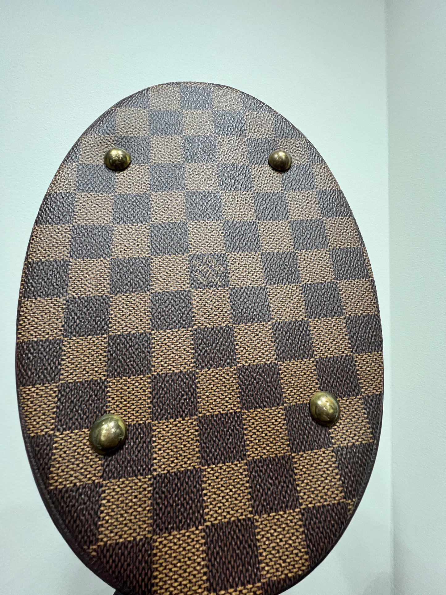 LOUIS VUITTON Damier Marais Bucket Bag