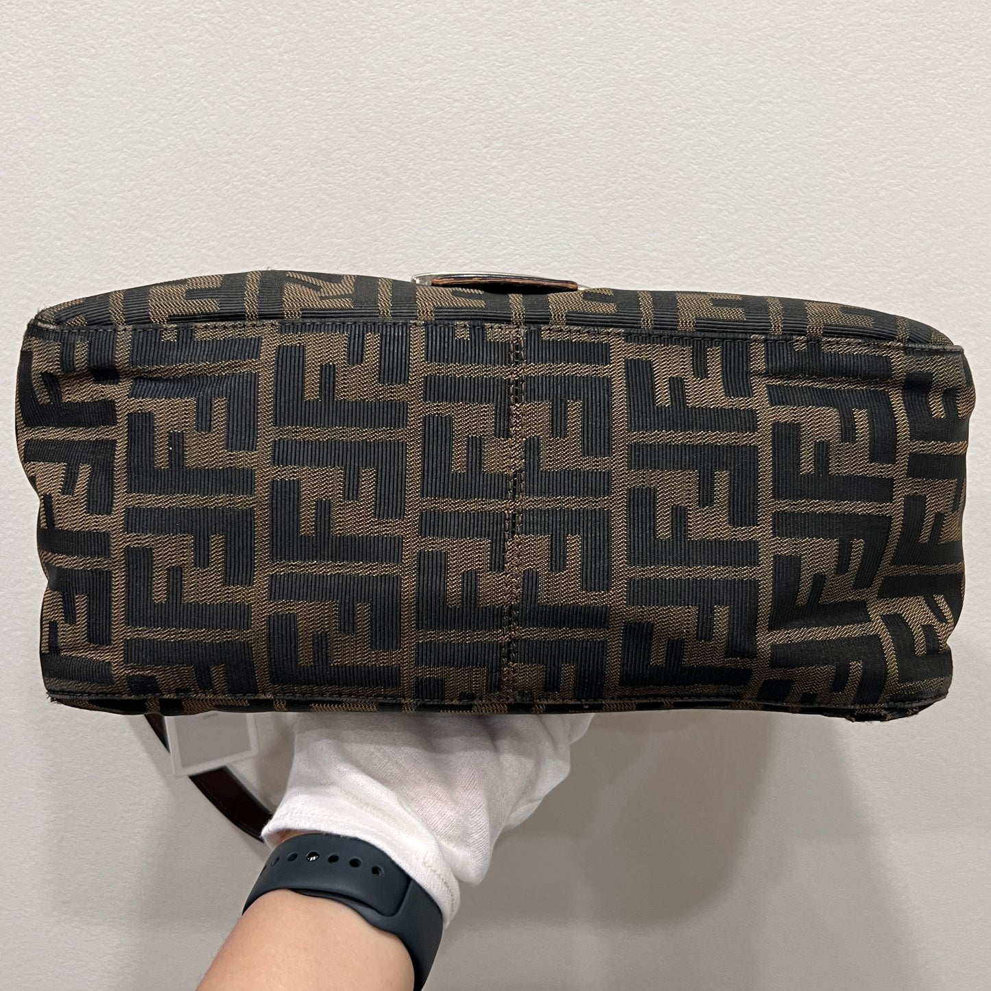 FENDI Mamma Baguette
