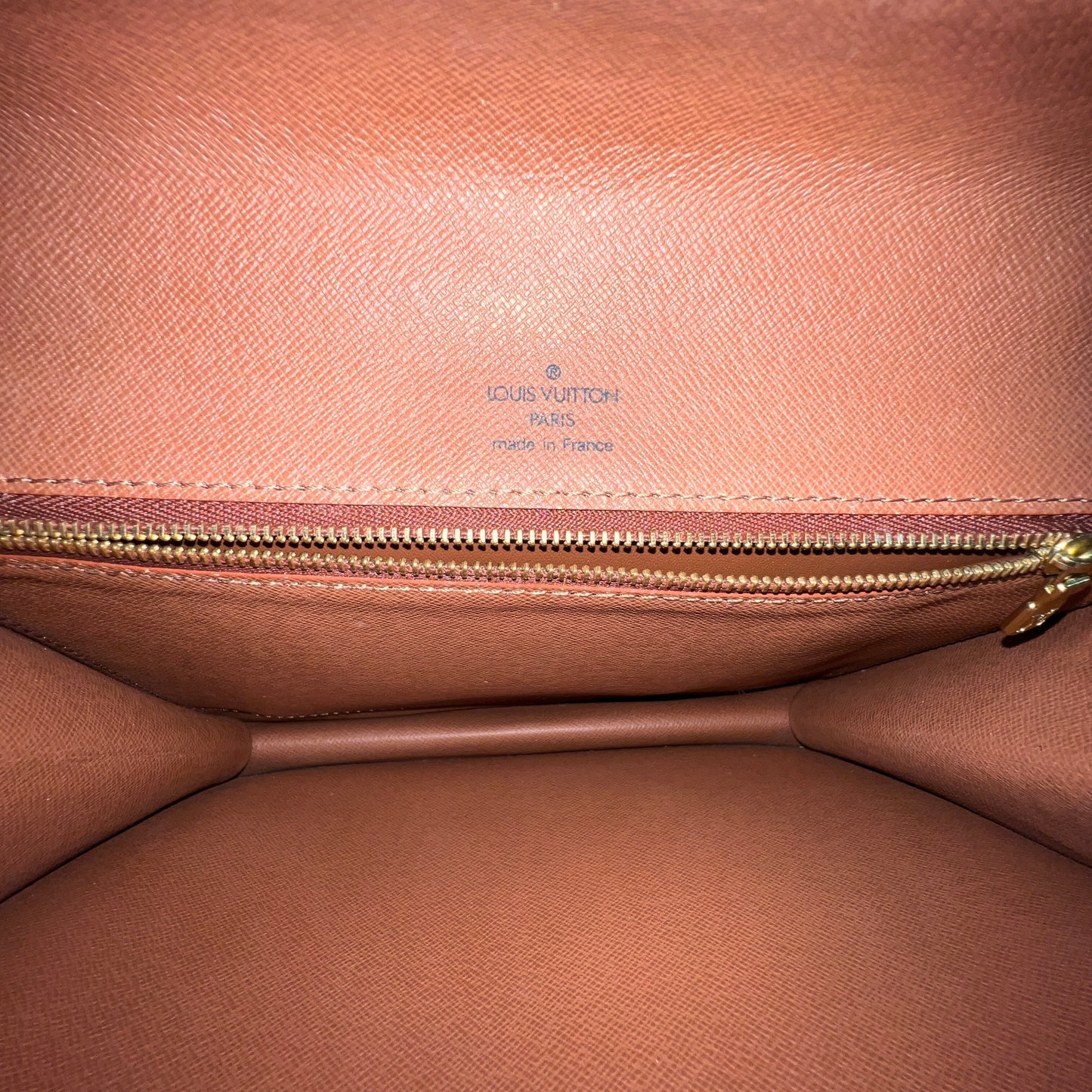 LOUIS VUITTON Monceau