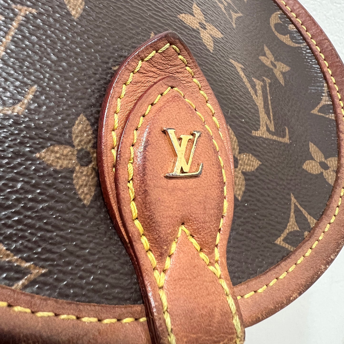 LOUIS VUITTON Tambourin 2019’s