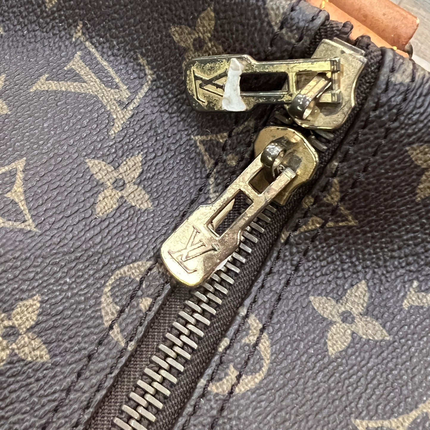LOUIS VUITTON Keepall 55cm w/ strap