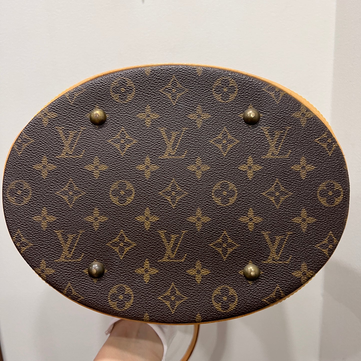 LOUIS VUITTON Bucket Bag GM
