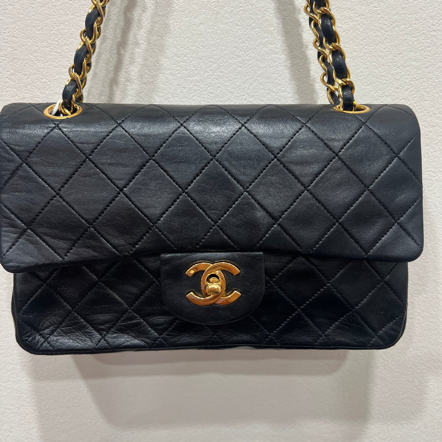 CHANEL CLASSIC DOUBLE FLAP 23cm