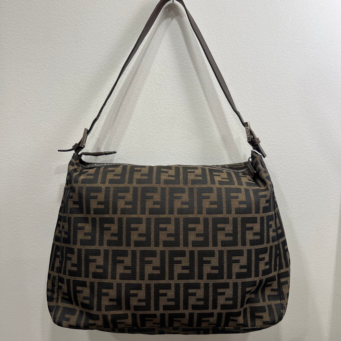 FENDI Mamma One Shoulder Baguette Silver