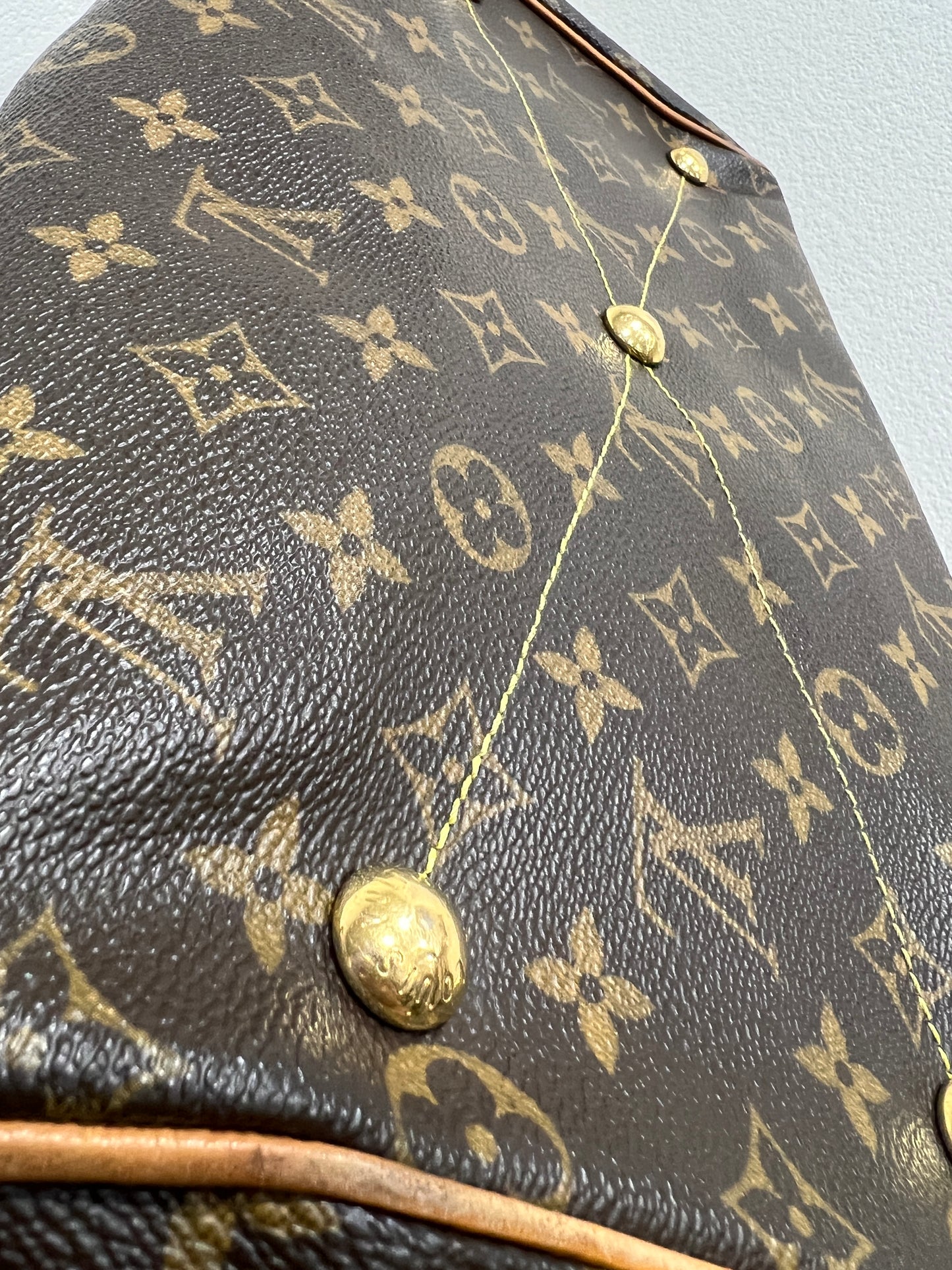 LOUIS VUITTON Tivoli GM