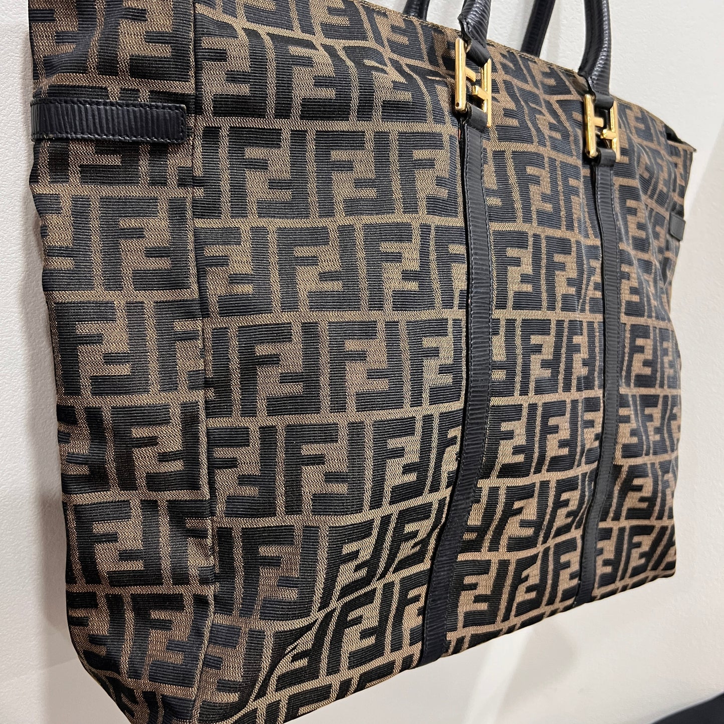 FENDI Travel Bag (2505-20)