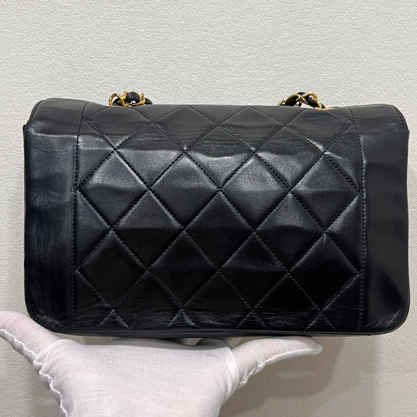 CHANEL Diana Single Flap 1991-1994