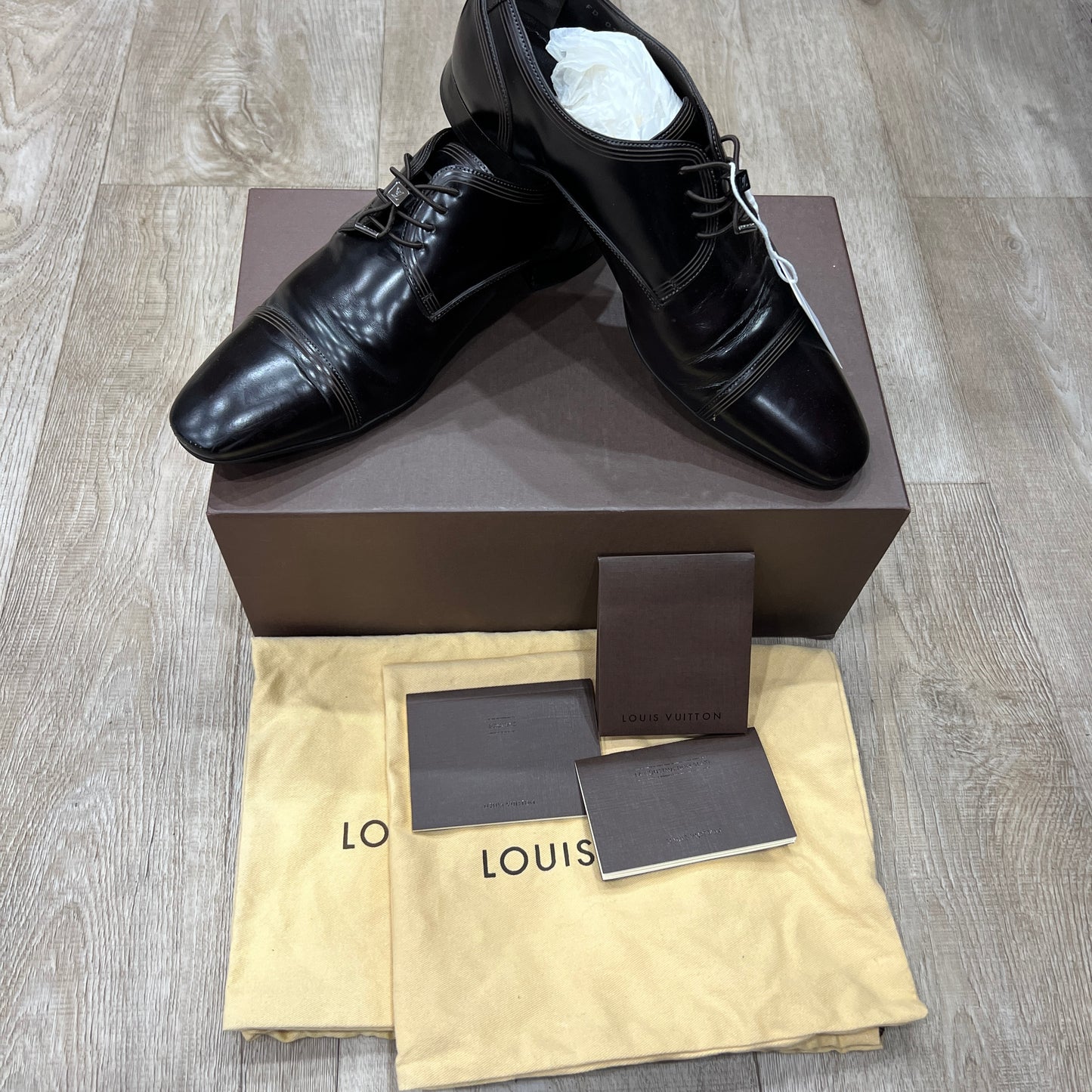 LOUIS VUITTON Men's Leather Shoes Full Complete Set