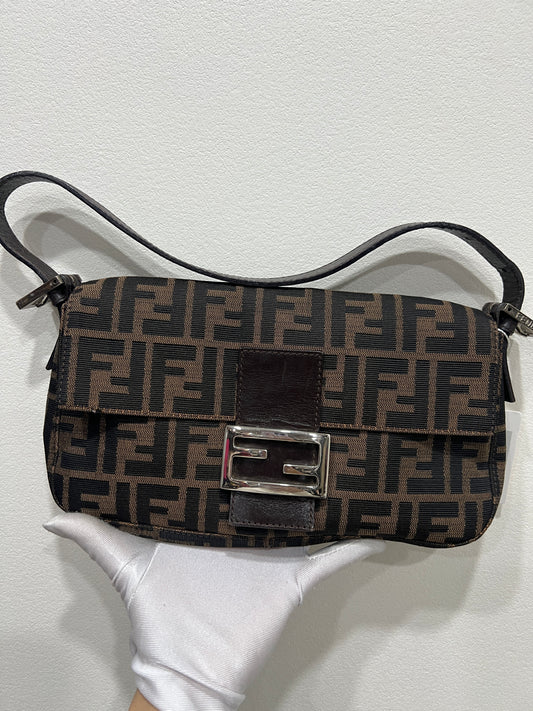FENDI BAGUETTE