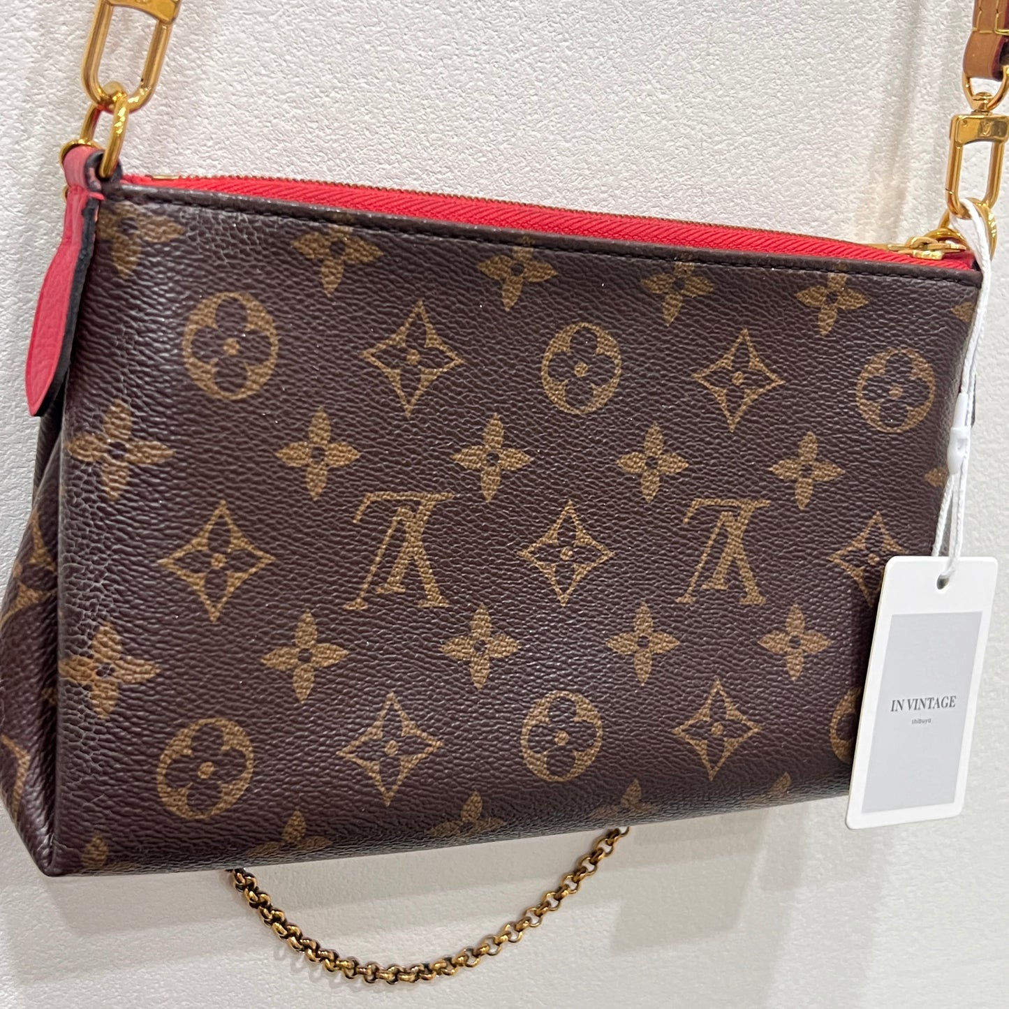 LOUIS VUITTON Pallas Red