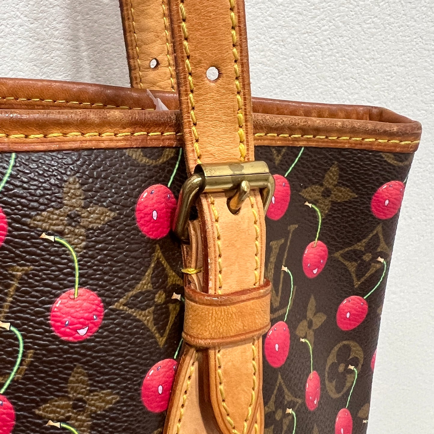 LOUIS VUITTON x Cherry Bucket Bag