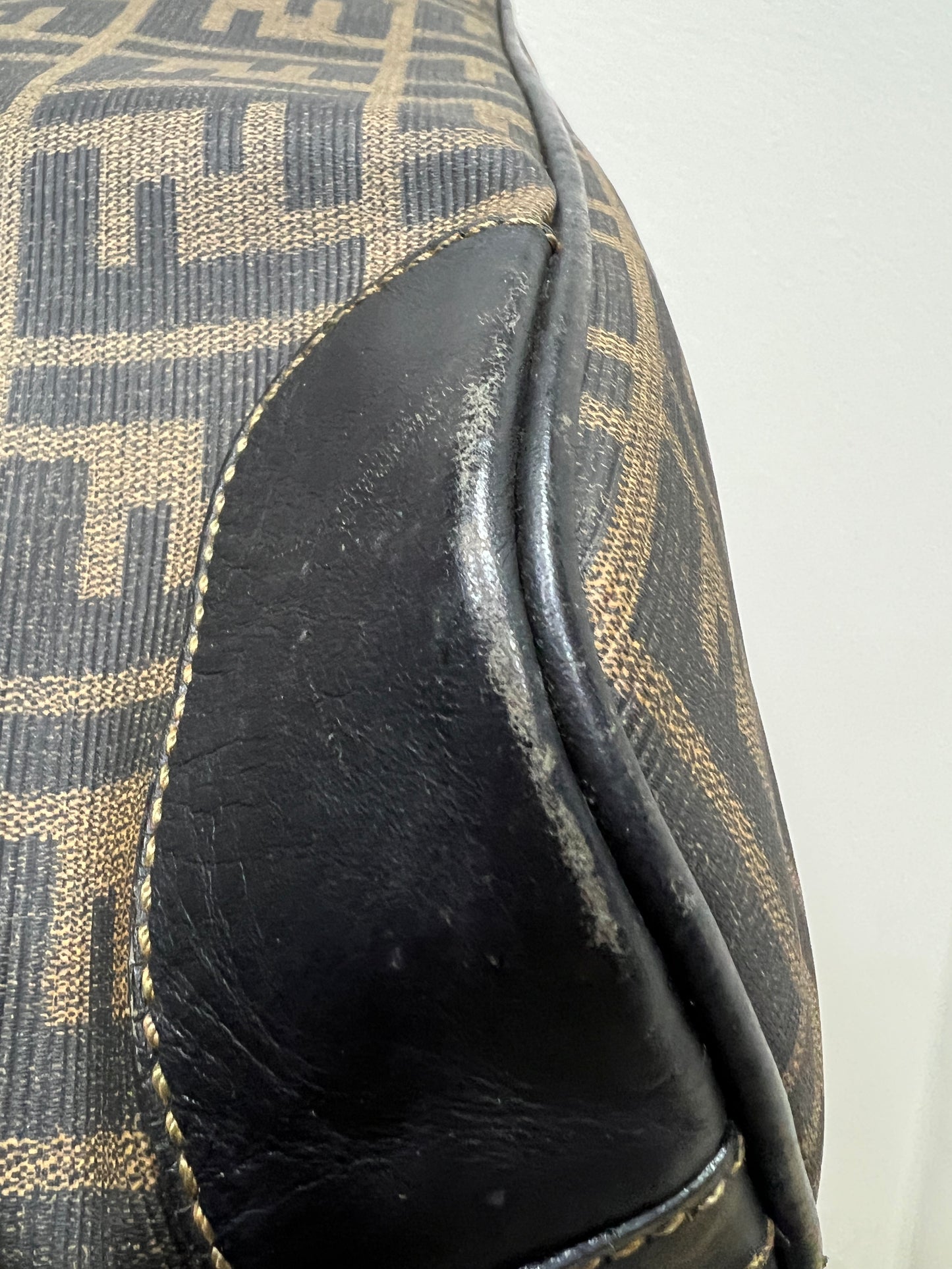 FENDI Drawstring Shoulder Bag