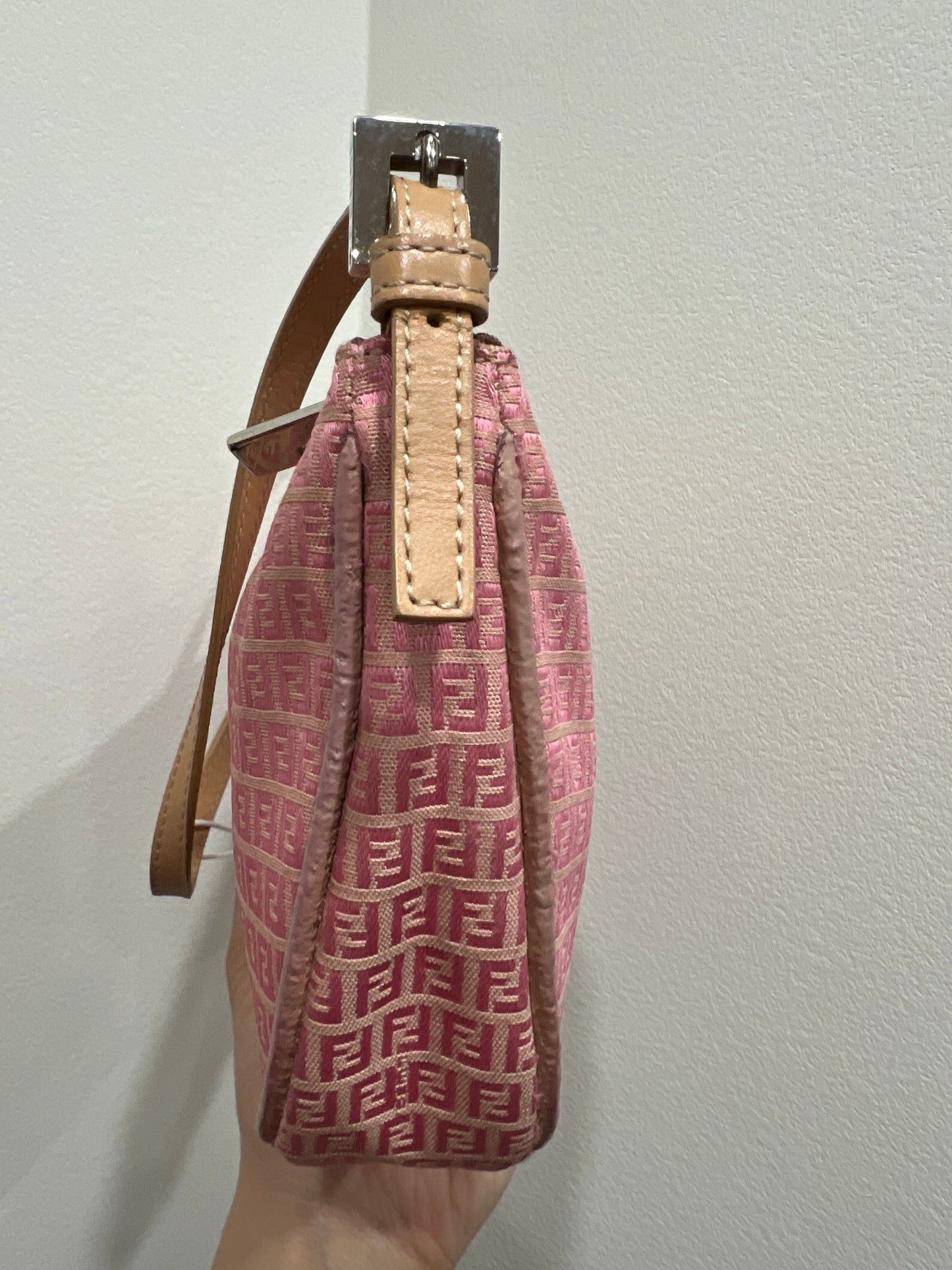 FENDI Shoulder Bag