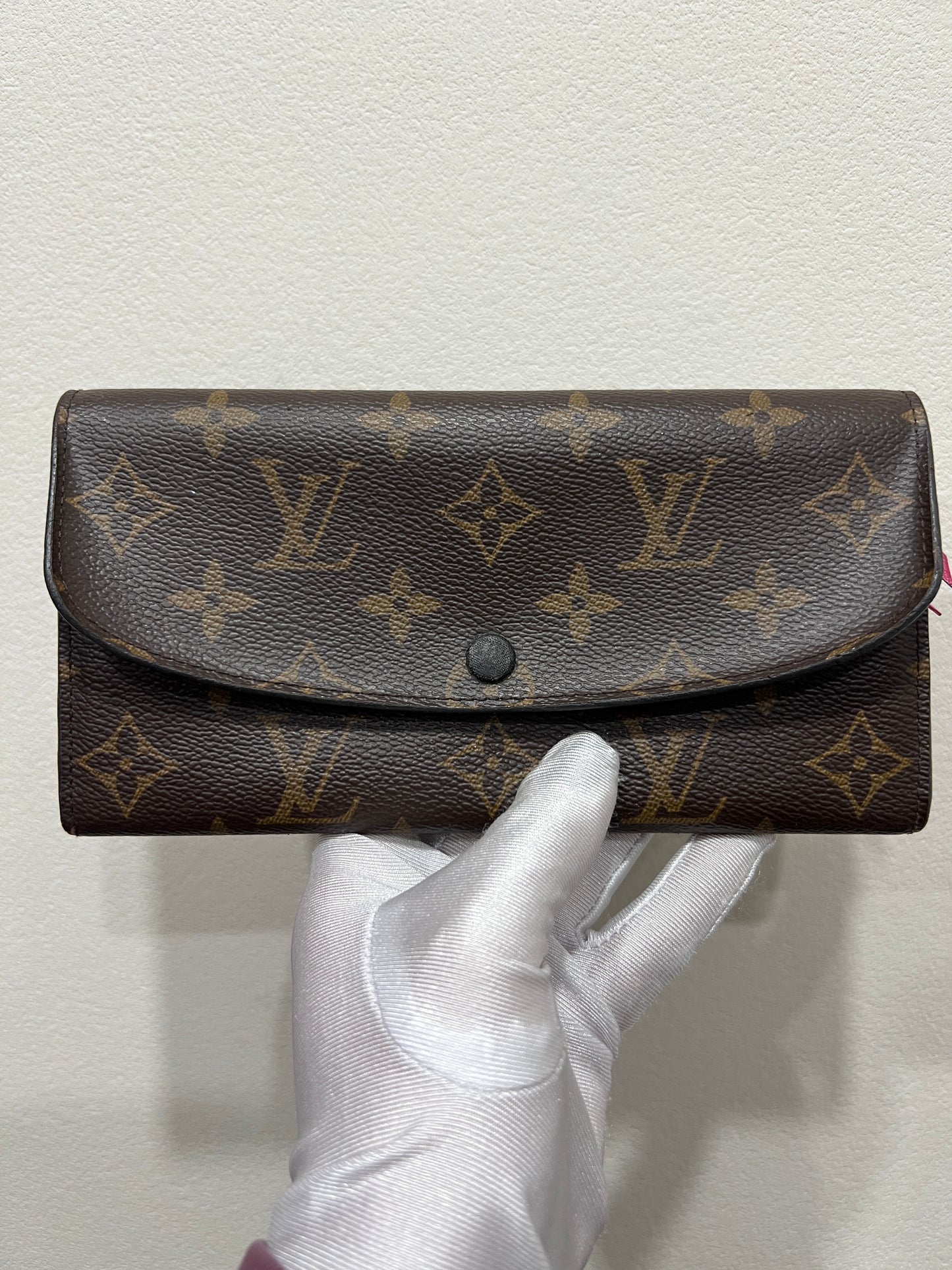 LOUIS VUITTON Emilie Wallet