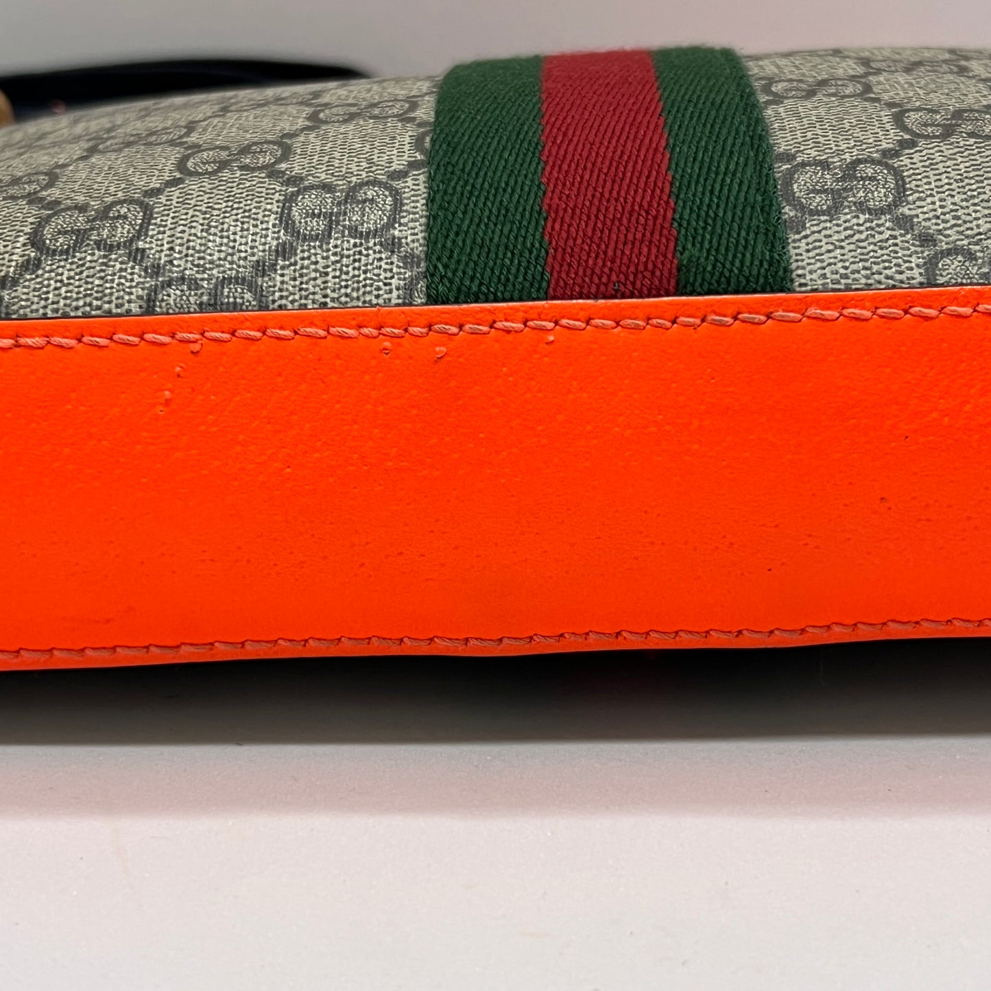 GUCCI GG Supreme Monogram Textured Dollar Calfskin Web Ophidia Wristlet Shoulder Bag Beige Ebony Orange