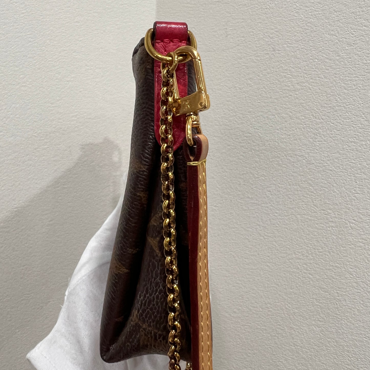 LOUIS VUITTON Pallas Red