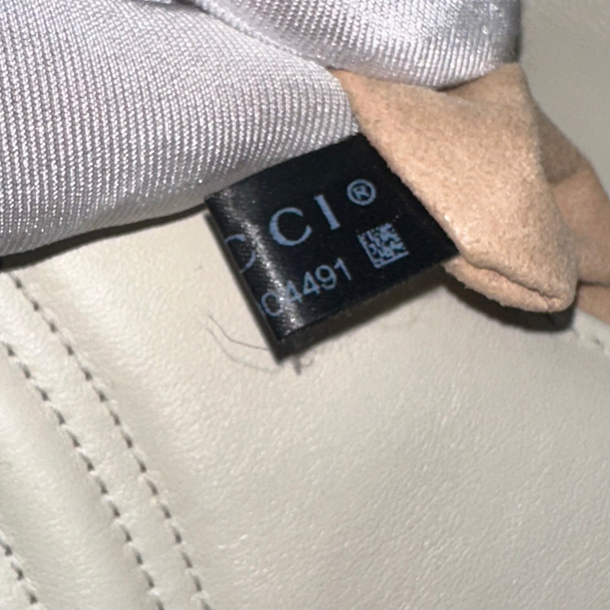 GUCCI Marmont white