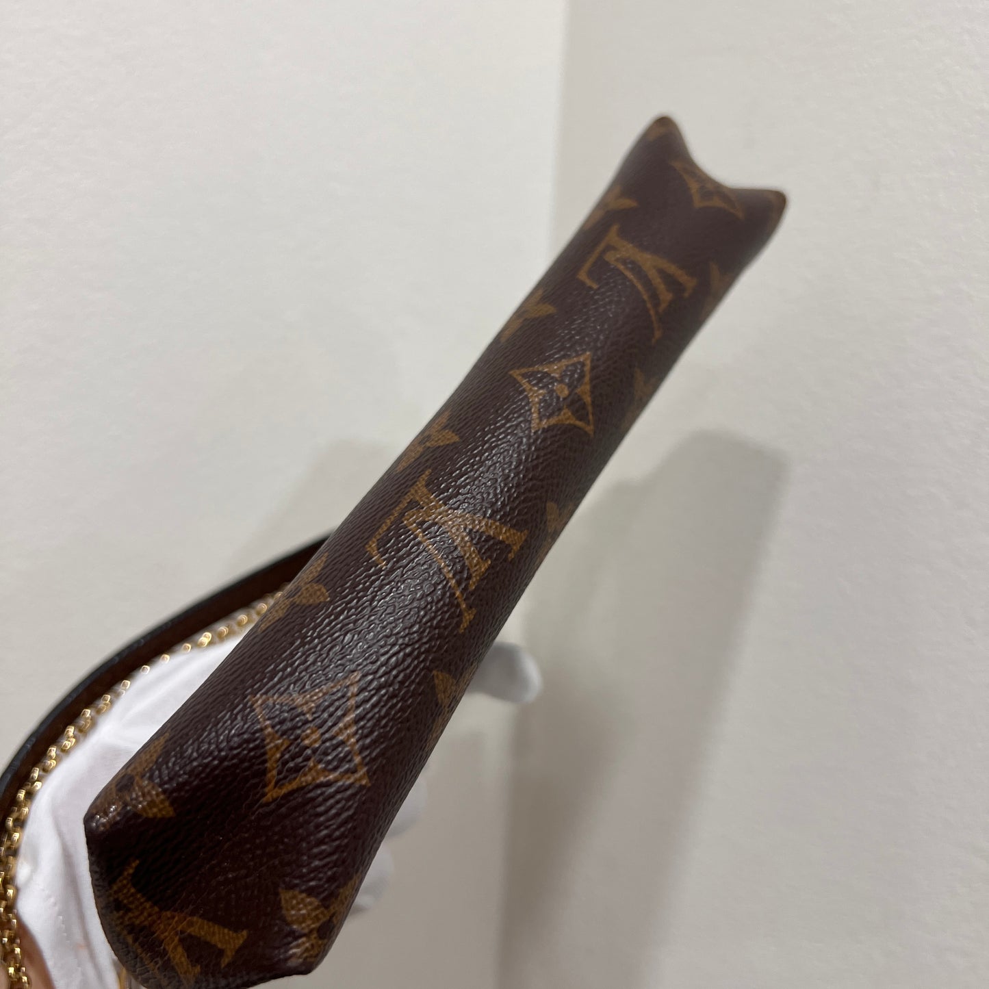 LOUIS VUITTON Pallas Black