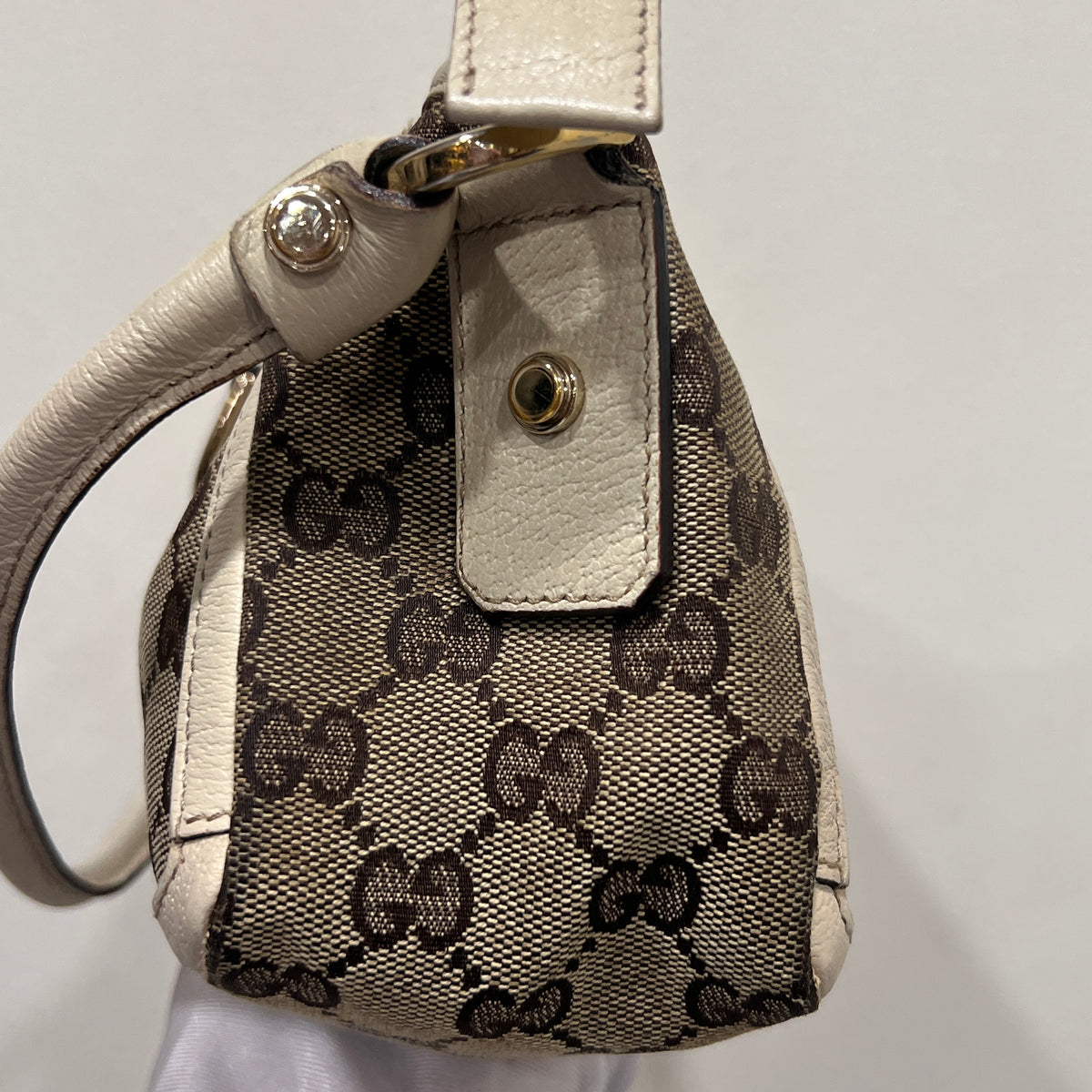 GUCCI Abbey D-Ring Pochette Shoulder Bag