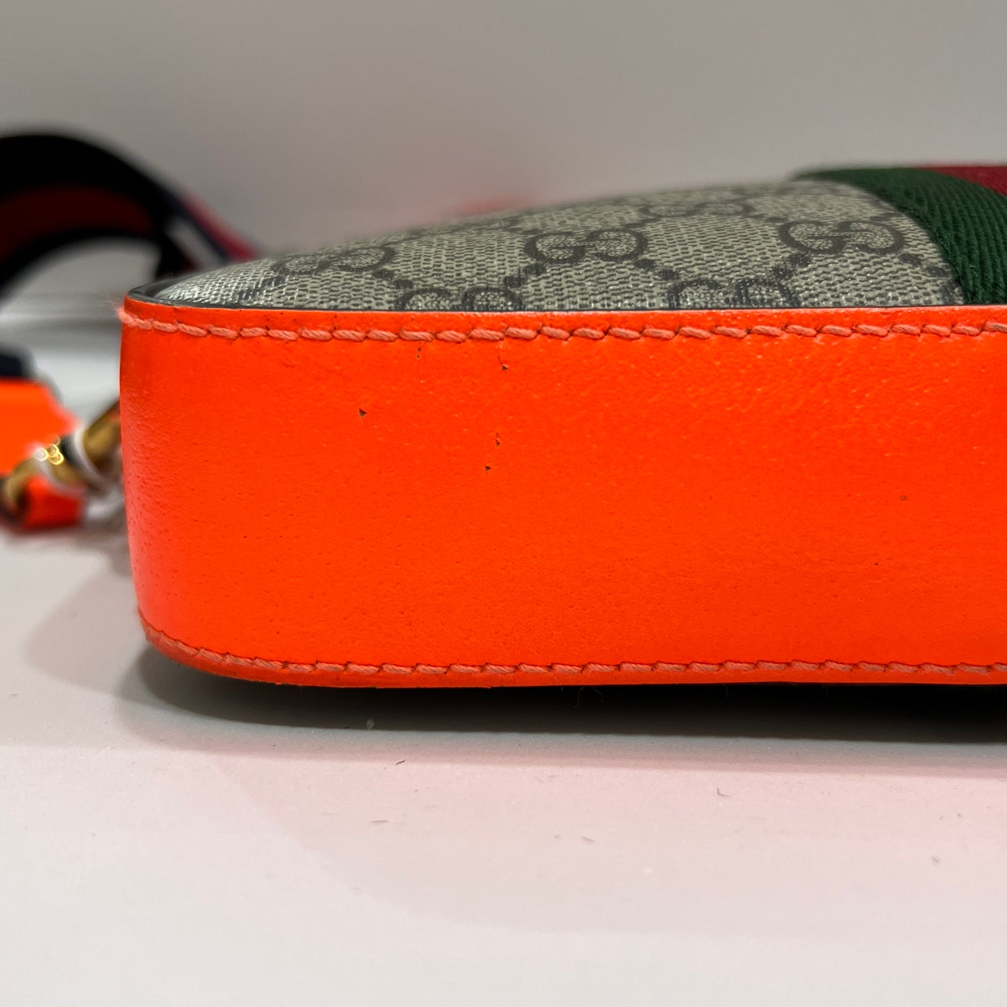 GUCCI GG Supreme Monogram Textured Dollar Calfskin Web Ophidia Wristlet Shoulder Bag Beige Ebony Orange
