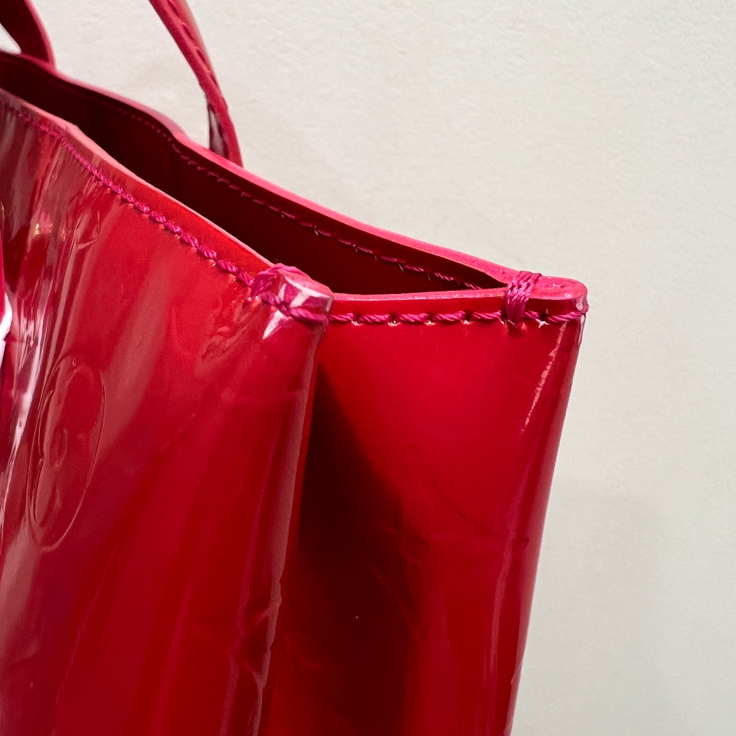 LOUIS VUITTON Patent Wilshire Monogram Vernis PM Red Leather