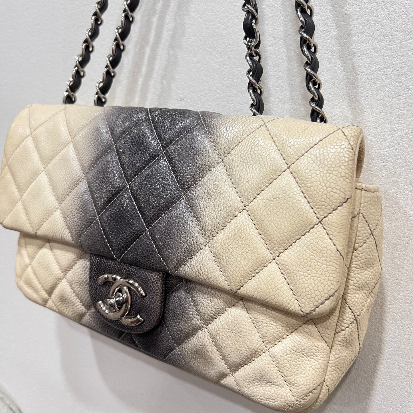 CHANEL Caviar Quilted Ombre Flap Bag