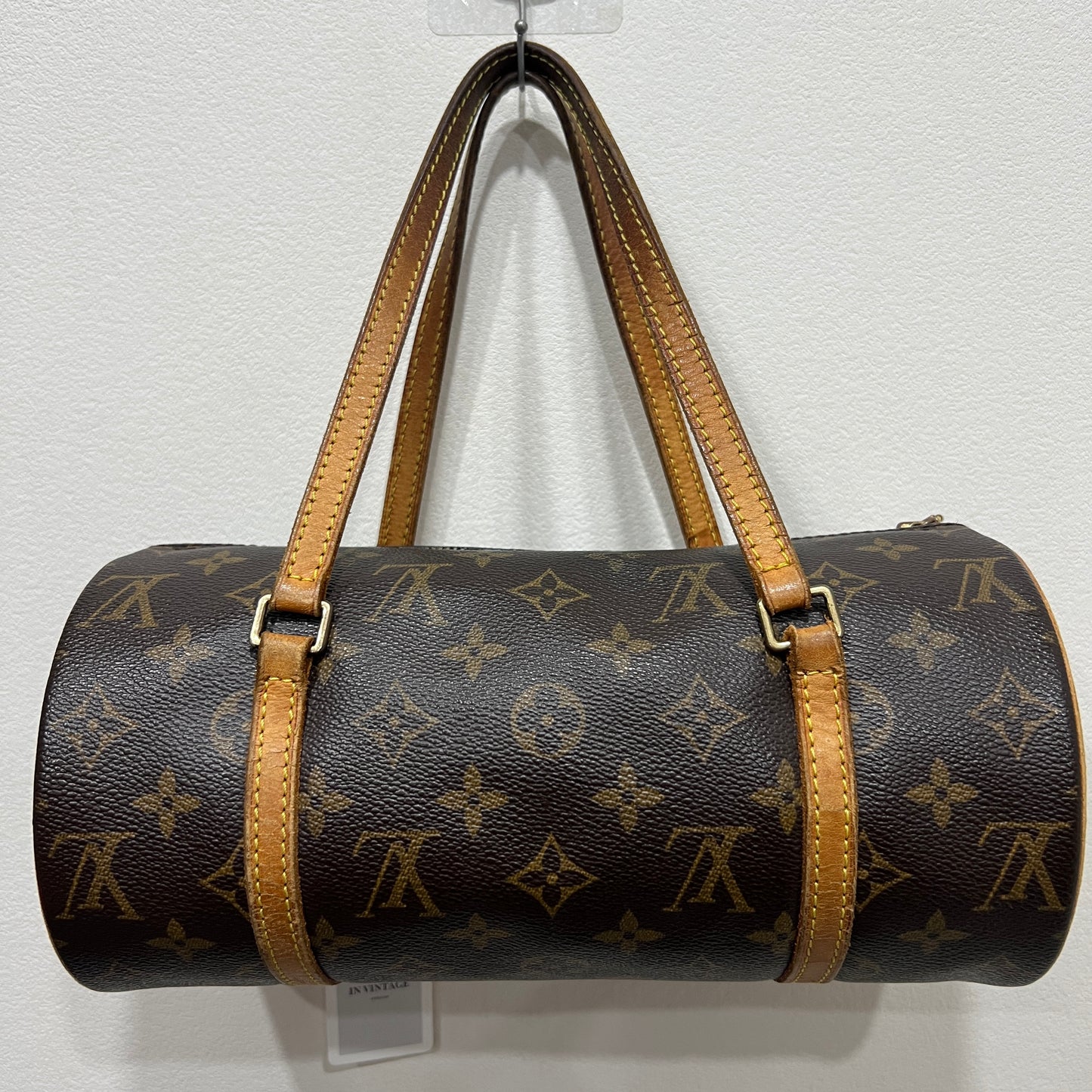 LOUIS VUITTON Papillon 27