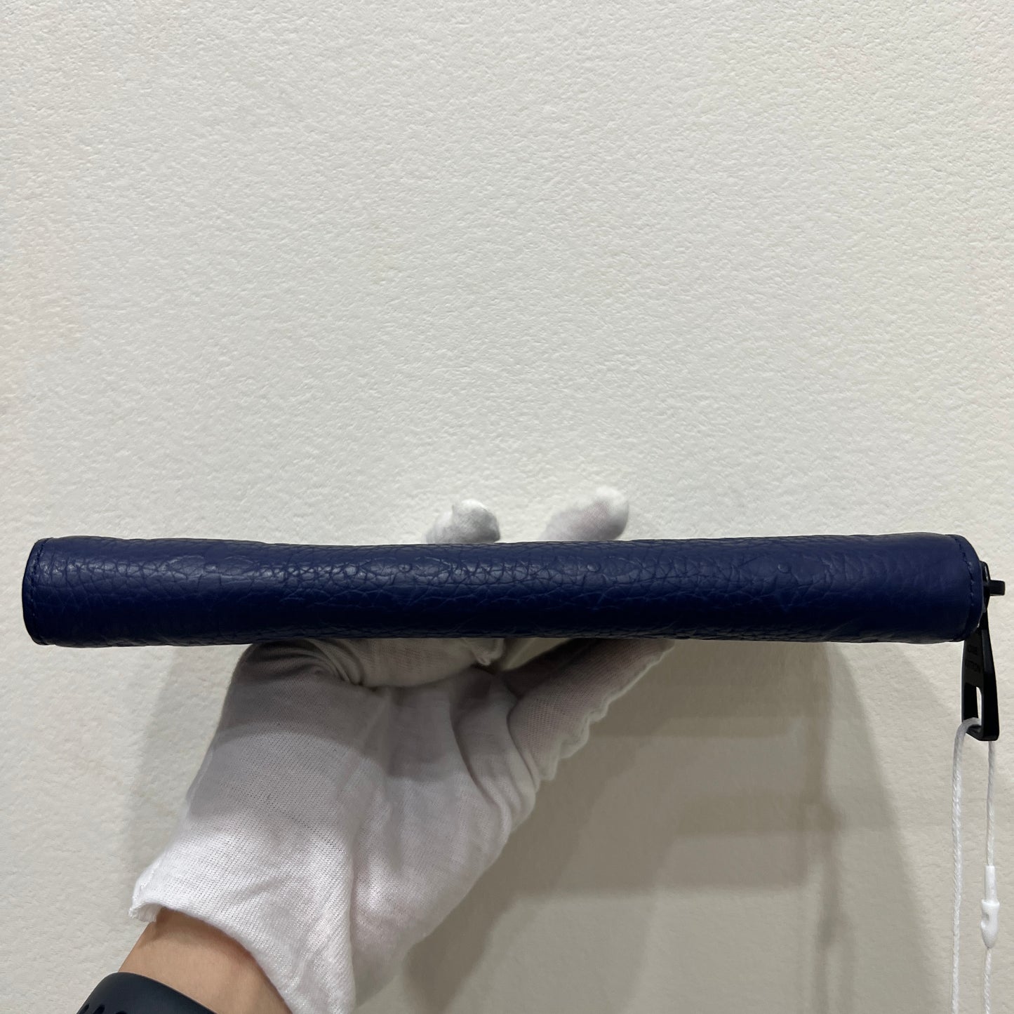 LOUIS VUITTON Zippy Wallet