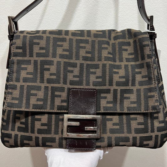 FENDI Mamma Baguette