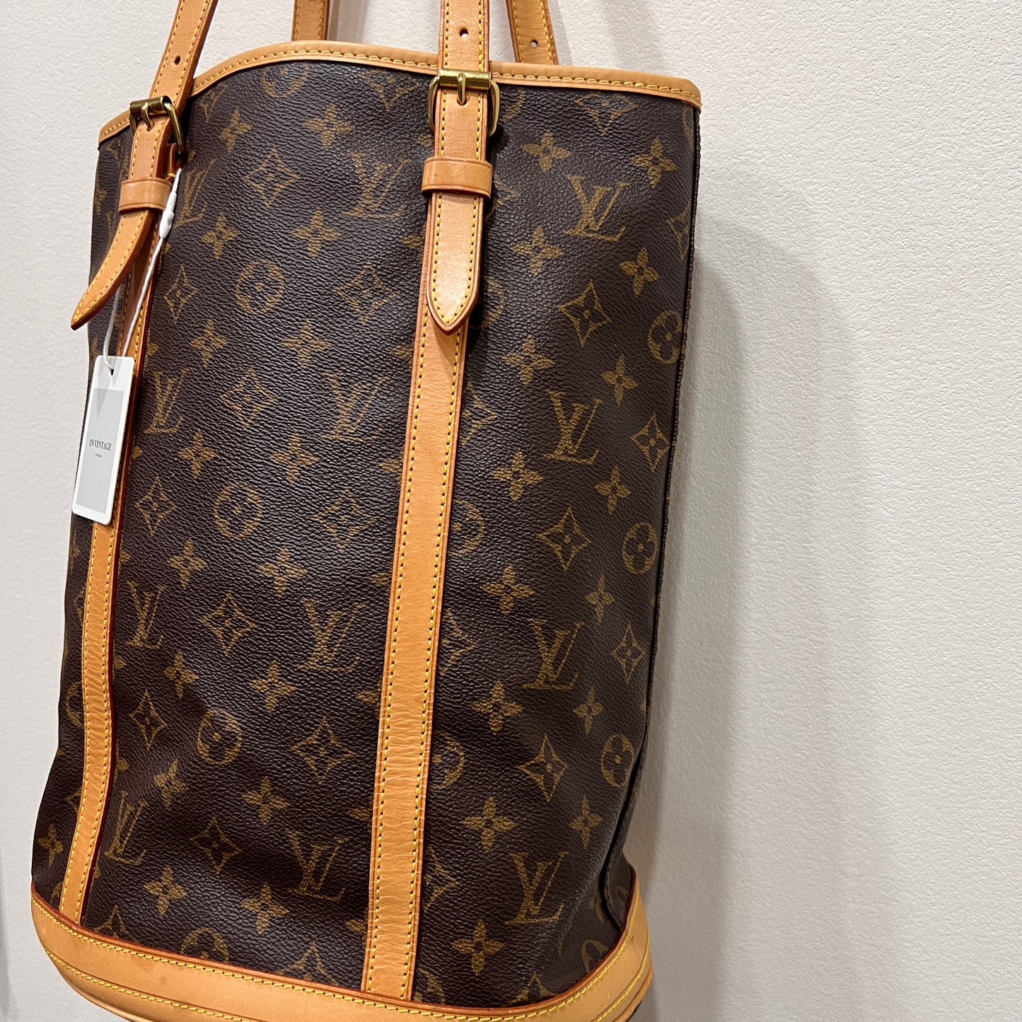 LOUIS VUITTON Bucket Bag GM