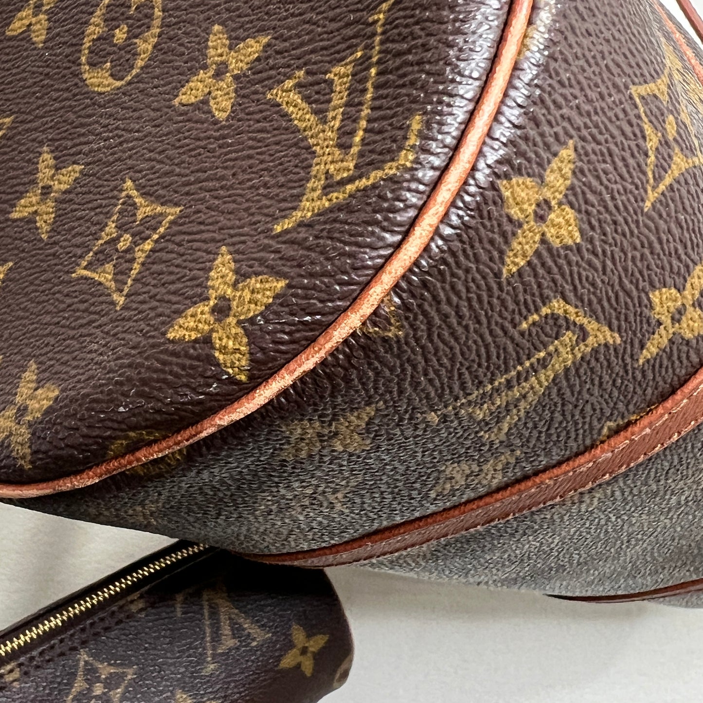 LOUIS VUITTON Papillon with Baby