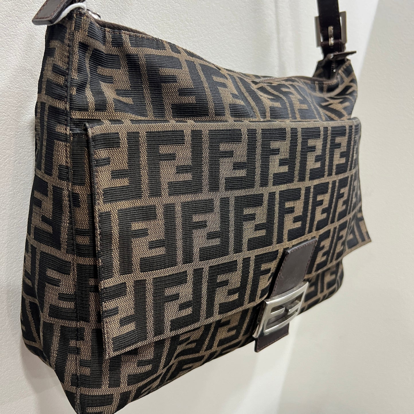 FENDI Mamma One Shoulder Baguette Silver