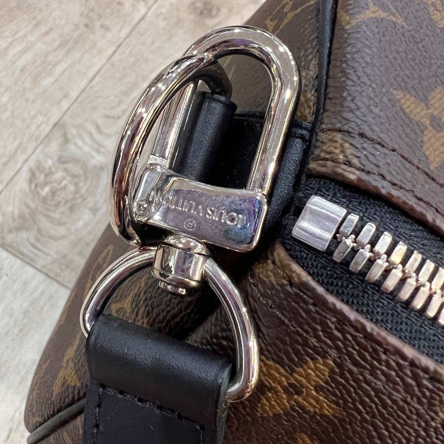 LOUIS VUITTON Bandouliere Keepall 55cm