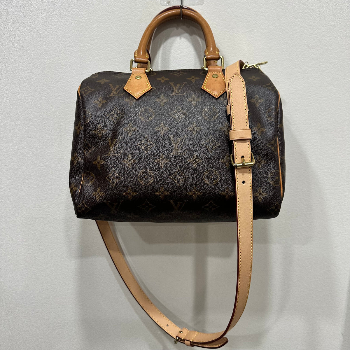 LOUIS VUITTON Speedy 25 with strap NFC ready