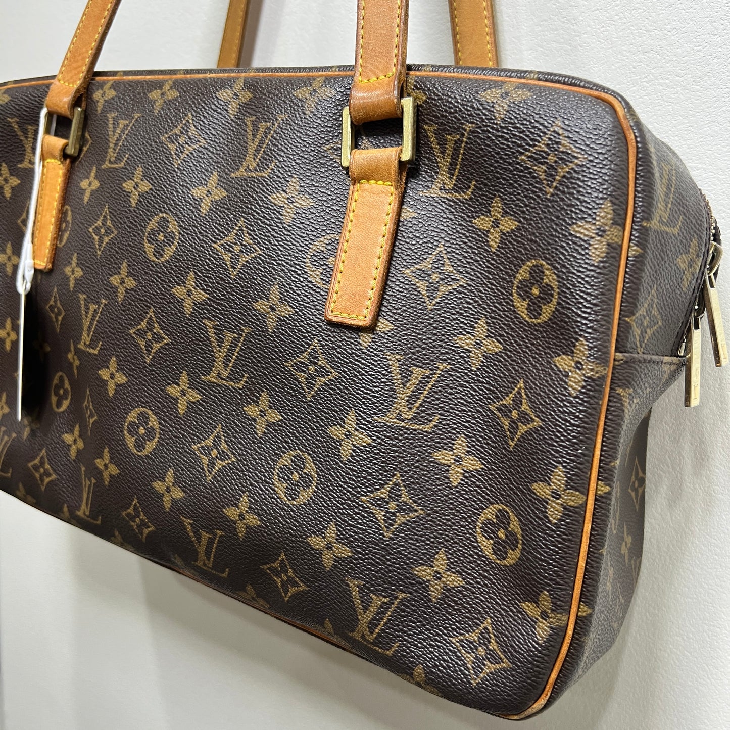 LOUIS VUITTON CITE GM