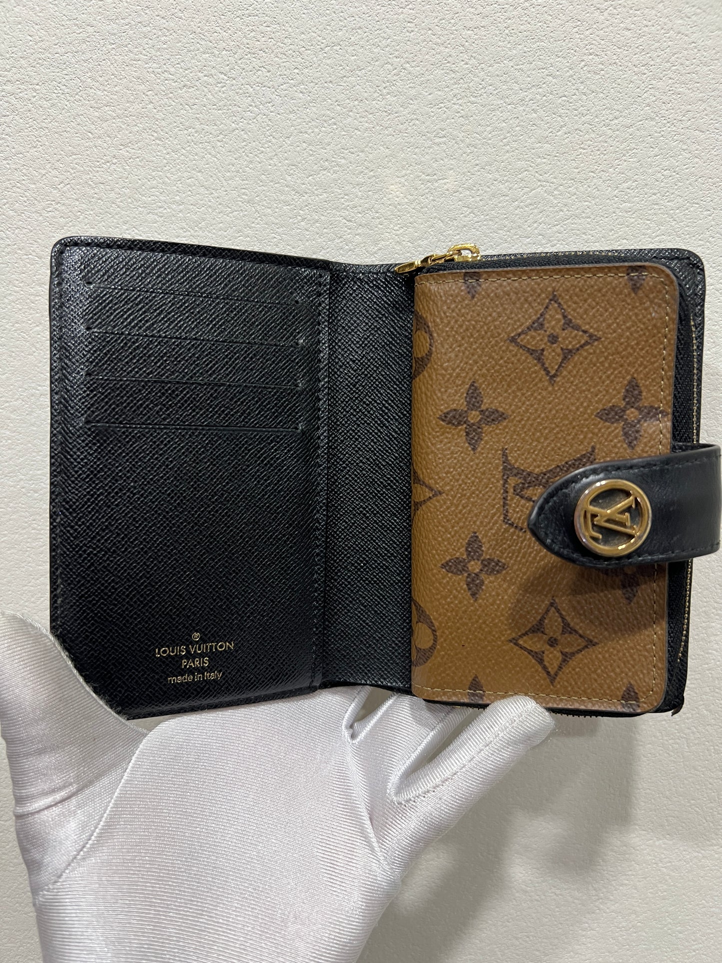 LOUIS VUITTON Compact Wallet