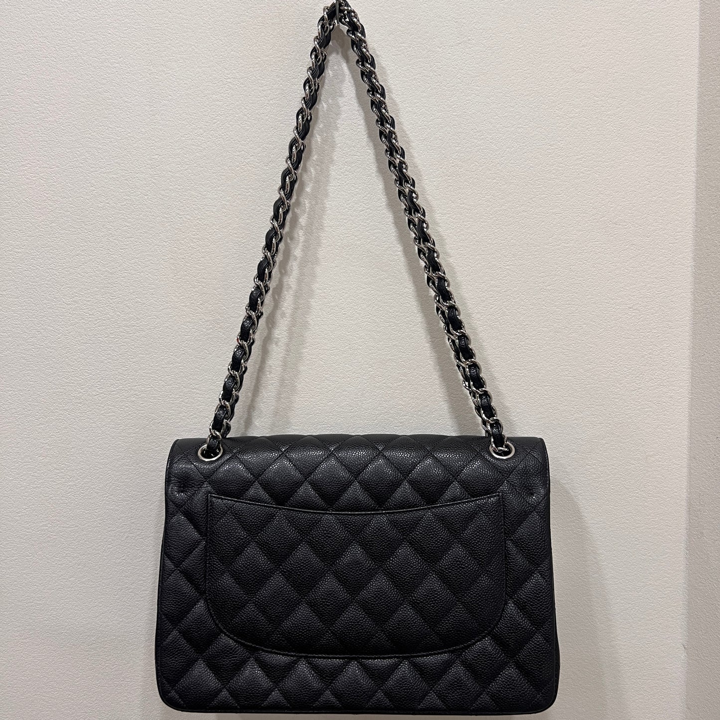 CHANEL Caviar Jumbo Double Flap