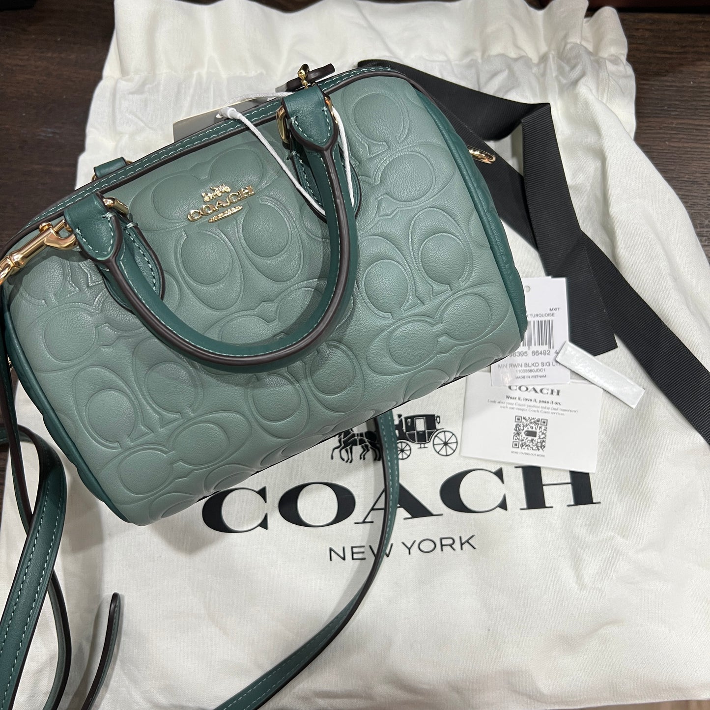 COACH (New) With Dustbag