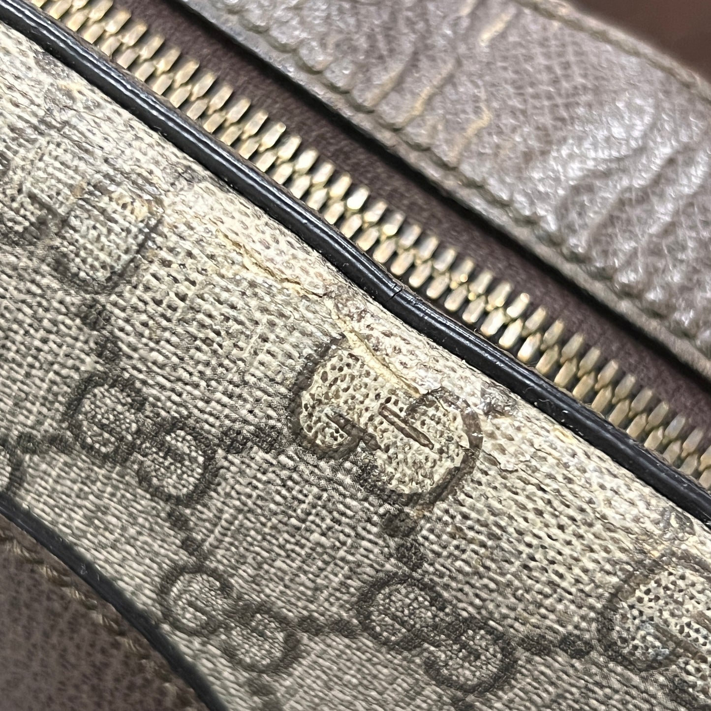 GUCCI Crossbody