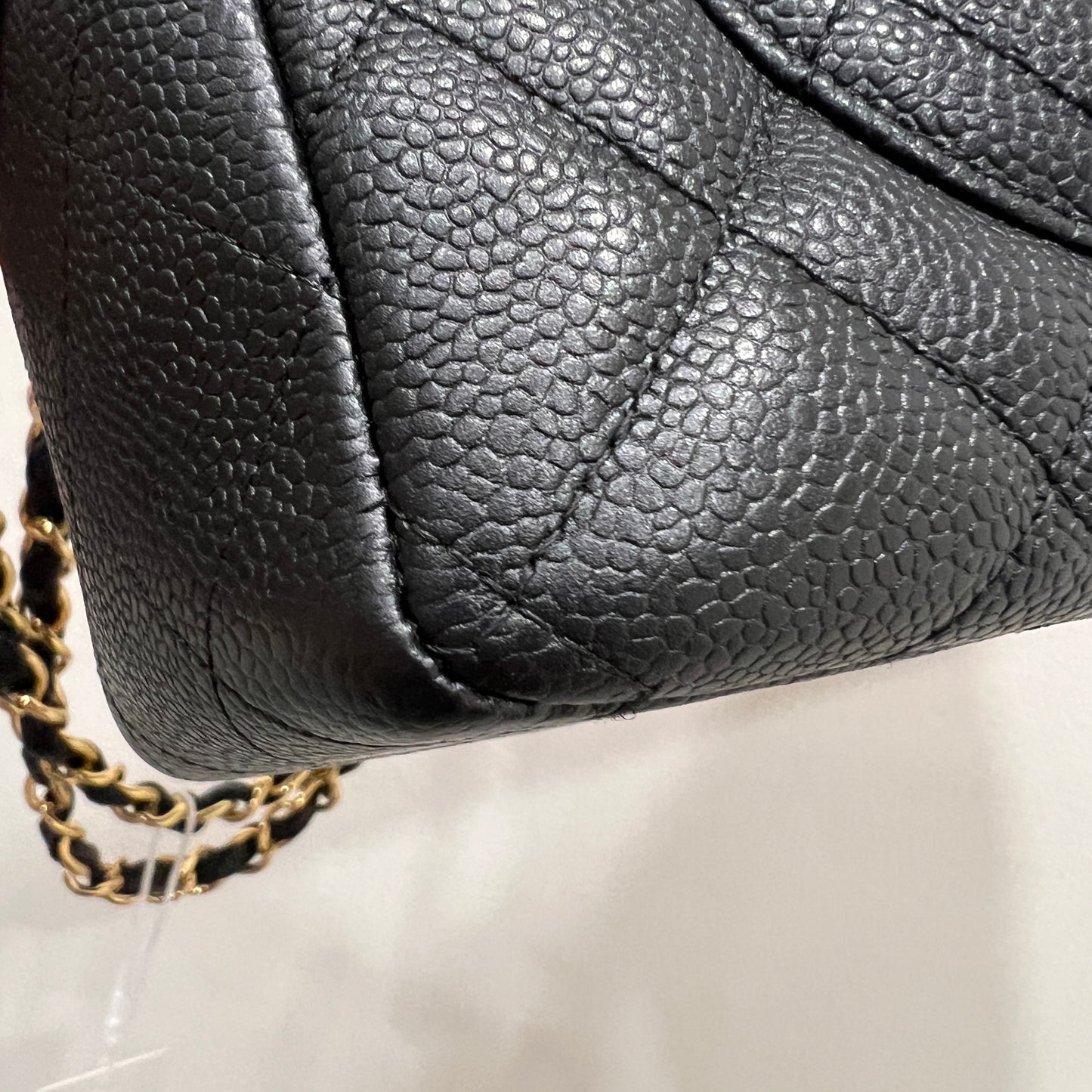 CHANEL Classic Caviar Jumbo Flap