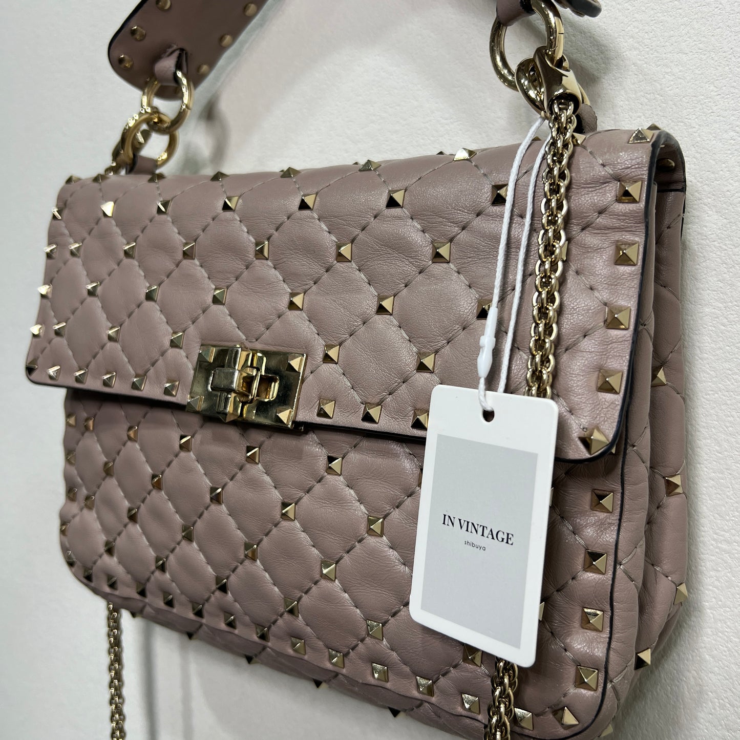 VALENTINO