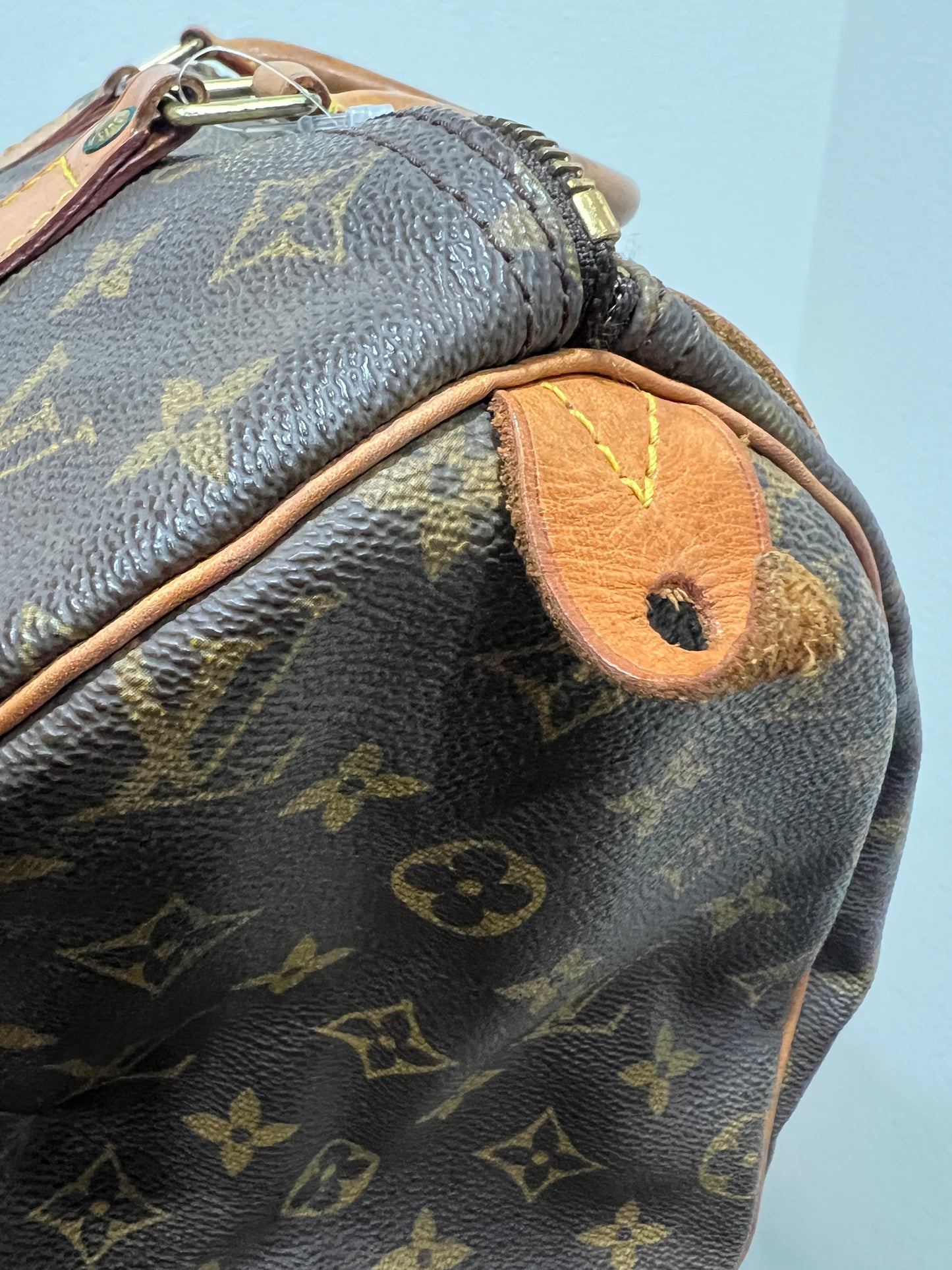 LOUIS VUITTON SPEEDY 30