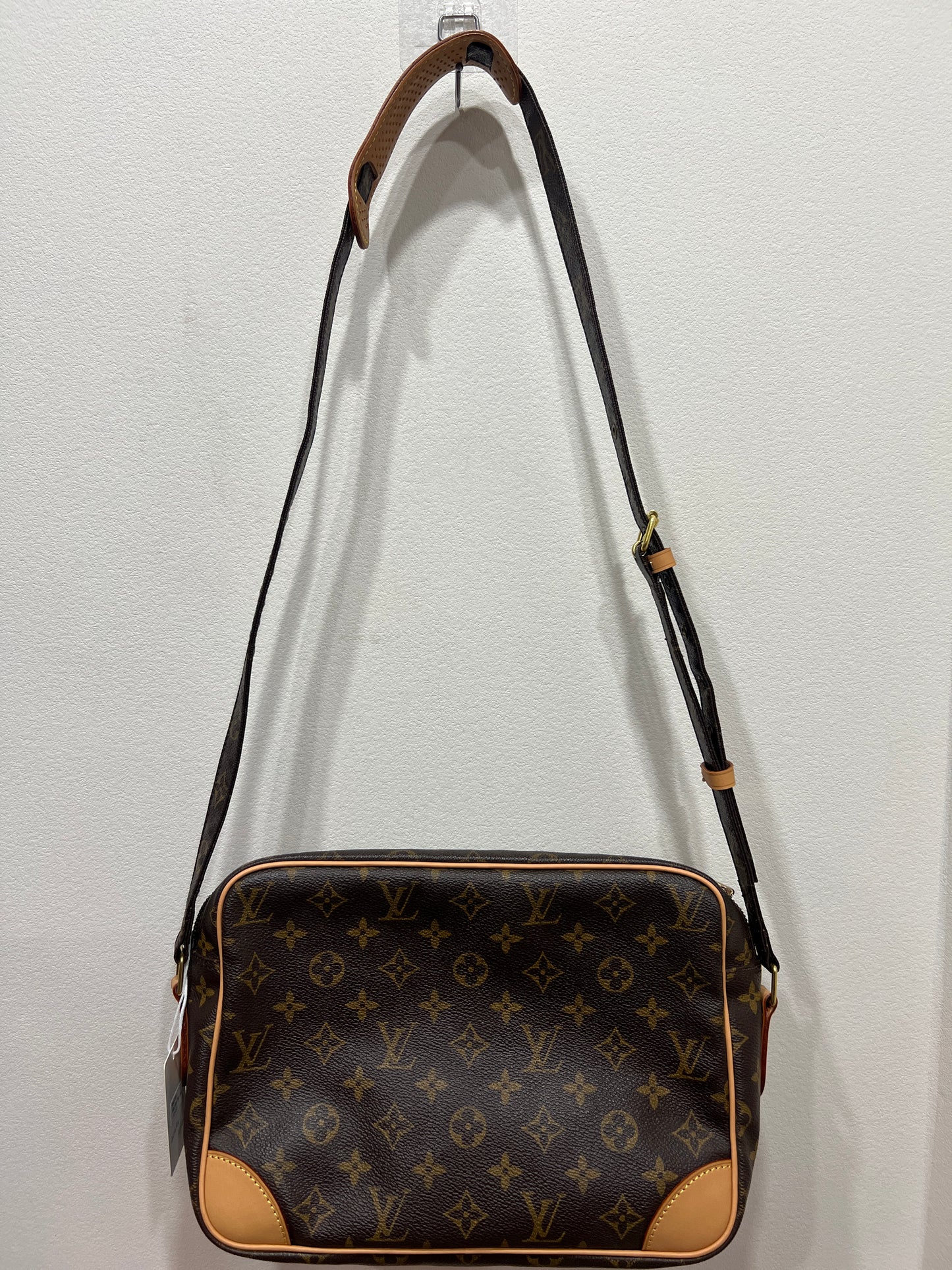 LOUIS VUITTON Nile Shoulder Bag VACHETTA REPLACED