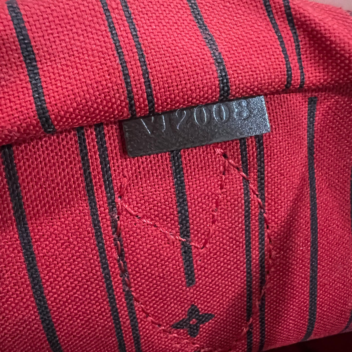 LOUIS VUITTON Neverfull PM
