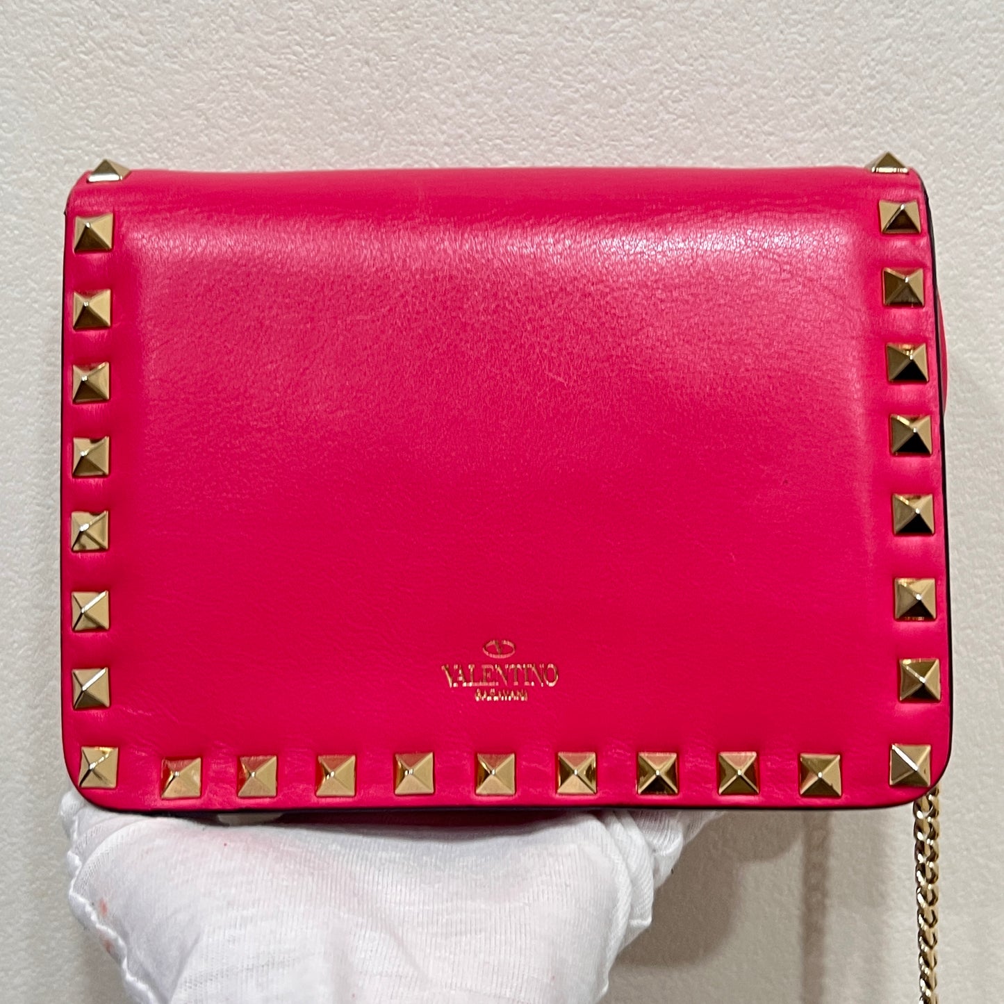 VALENTINO Garavani Rockstud Flap Chain Bag