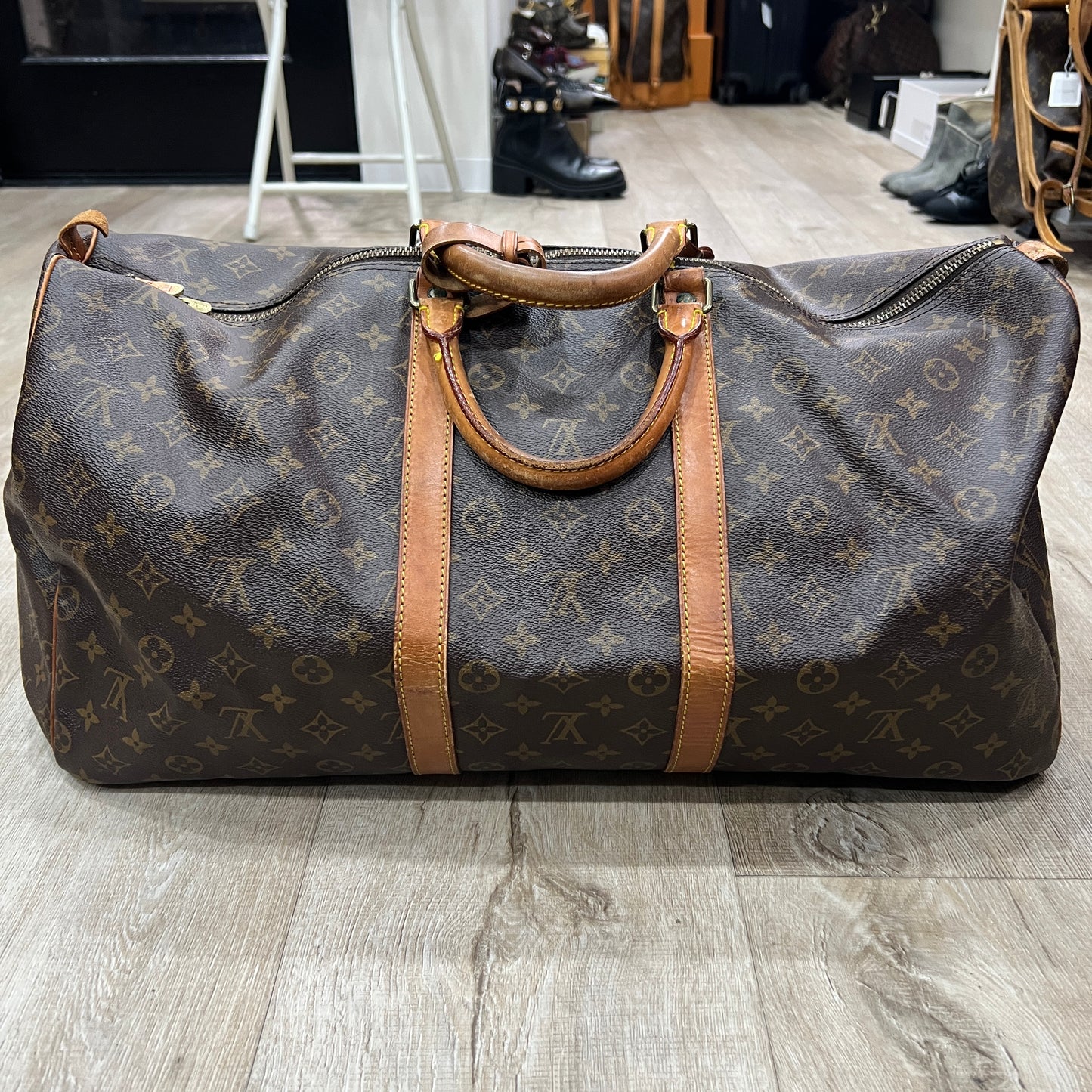 LOUIS VUITTON Keepall 55 (5627799)
